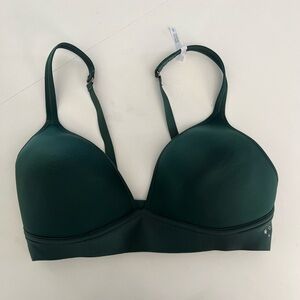 Aerie Real Me Full Coverage Wireless Bra Sycamore‎ Green Size 38C NWOT